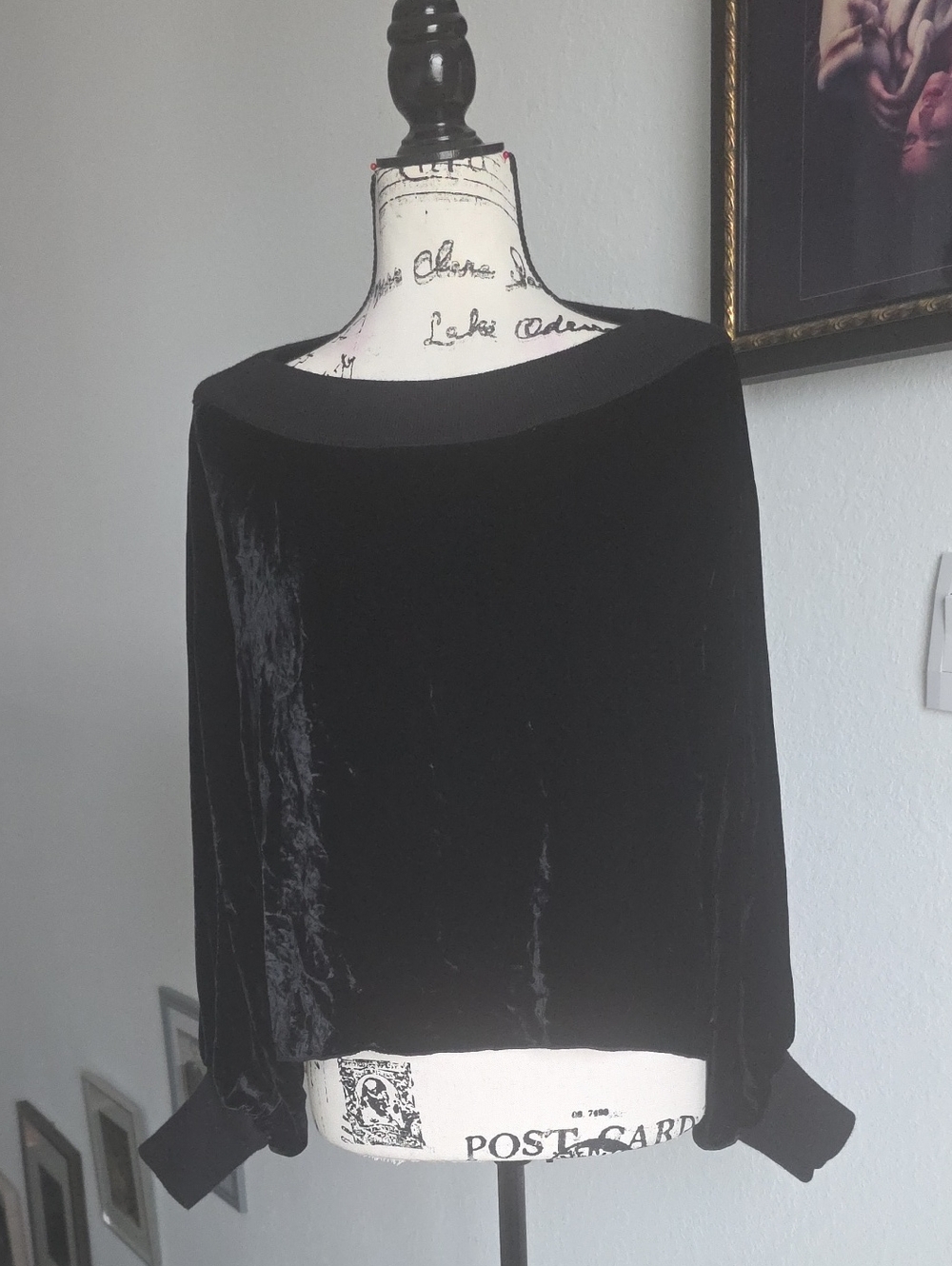 Dusan Black Premium Velvet Boxy Boatneck Cuffed Top